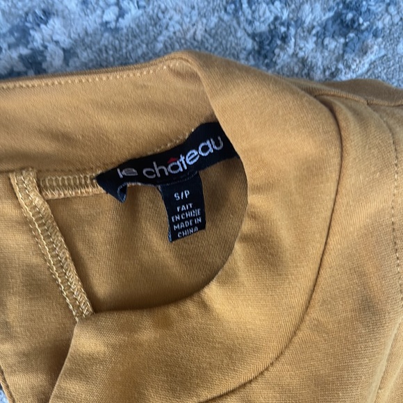 Mustard yellow top - Picture 3 of 3